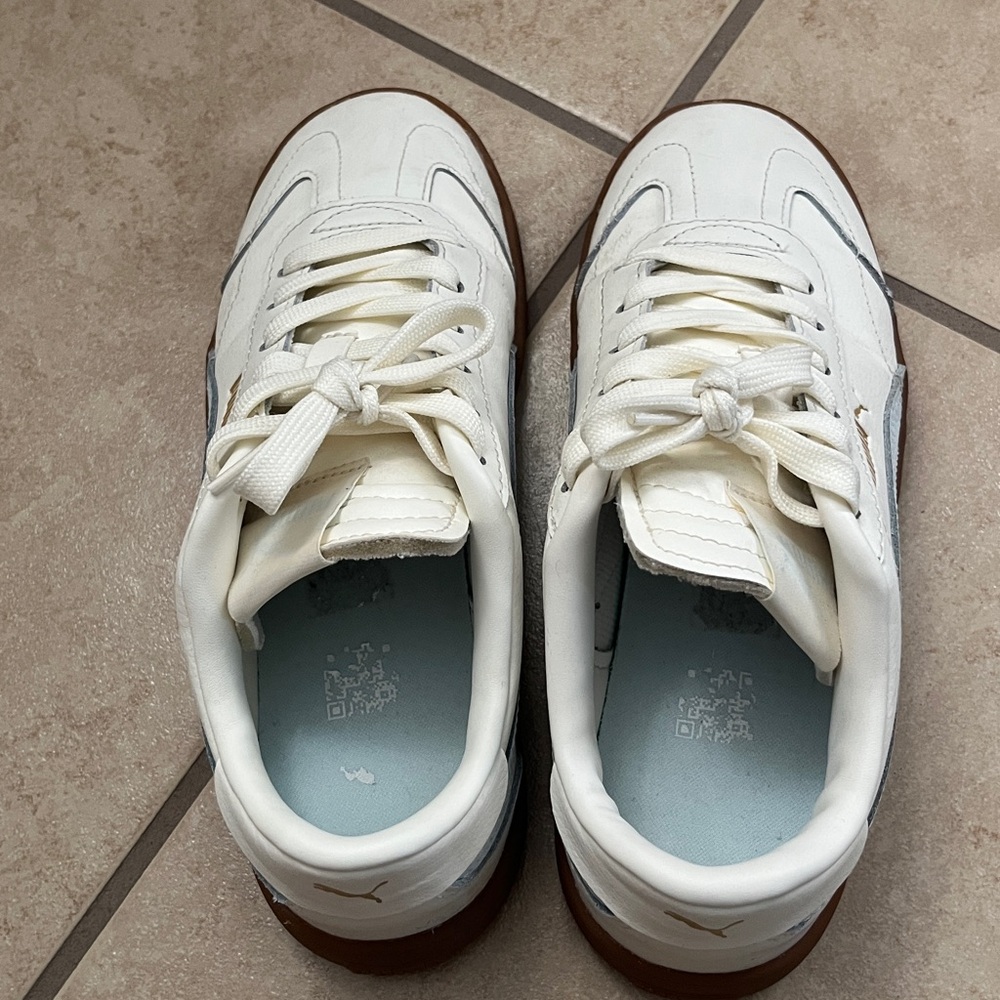 White and blue Puma Sneakers with Gum Sole - Picture 4 of 6